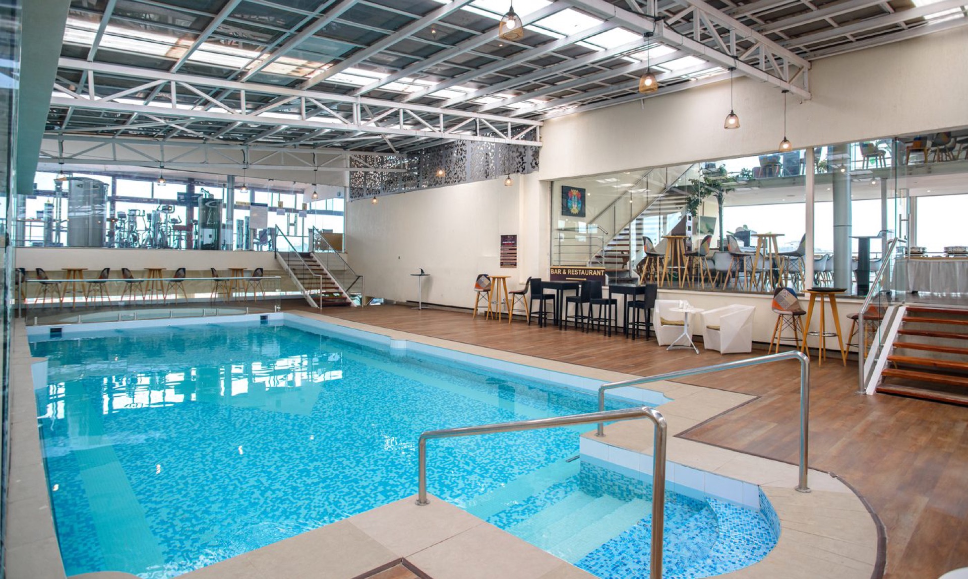 Cloud Hotel & Suites — Diamond Plaza 1