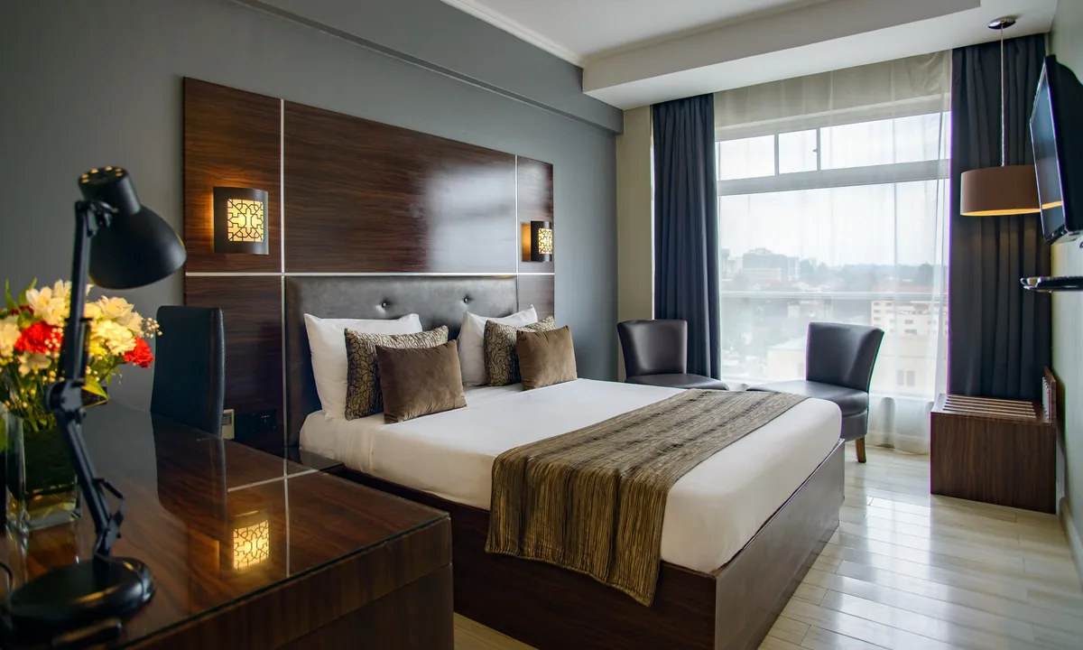 Standard Room at Cloud Hotel with queen bed